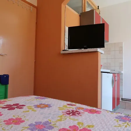 Appartement Rozali *