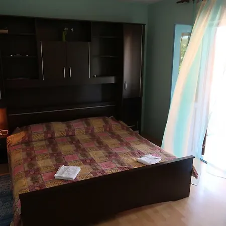 Appartement Rozali *